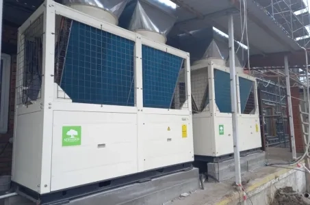 Commercial facility 